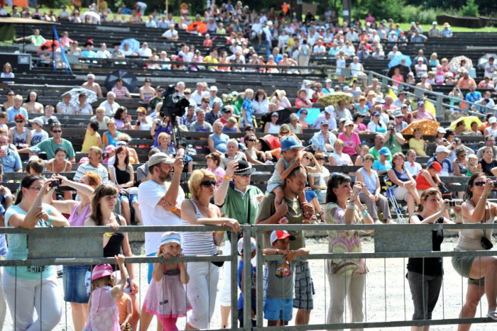 Ilustračný obrázok k článku Na Jánošíkové dni sa pripravila aj žilinská SAD-ka: Premávať budú posilové spoje