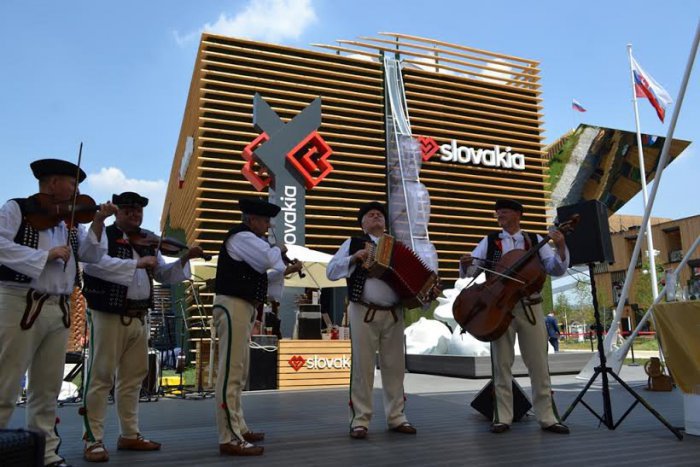 Ilustračný obrázok k článku Týždeň žilinského kraja v Miláne skončil: Ľudia na EXPO 2015 zažili aj školu plieskania bičom