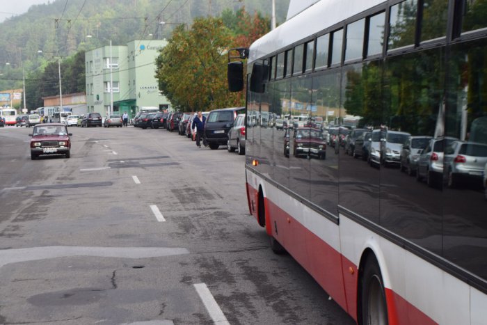 Ilustračný obrázok k článku Po kúsku vodiča mal bystrický trolejbusár čo robiť, začal prudko brzdiť... Bez následkov sa to neobišlo!