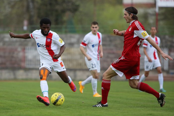 Ilustračný obrázok k článku Obranca Had (32) potešil bystrických fanúšikov: Zostáva v Dukle aj po zostupe do druhej ligy