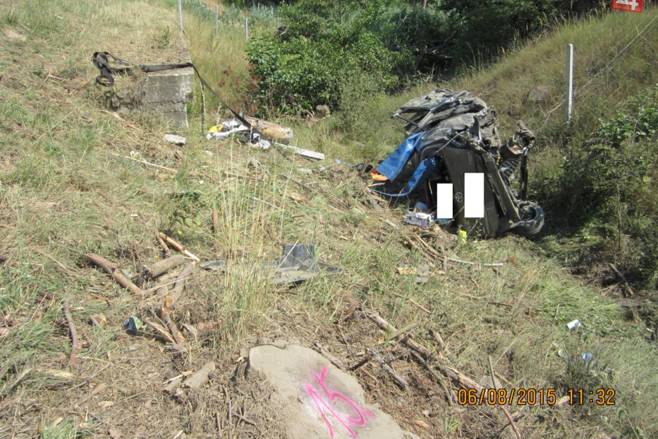 Ilustračný obrázok k článku Na D2 prišlo k vážnej dopravnej nehode, časť diaľnice museli uzatvoriť. O život prišiel len 22-ročný mladík