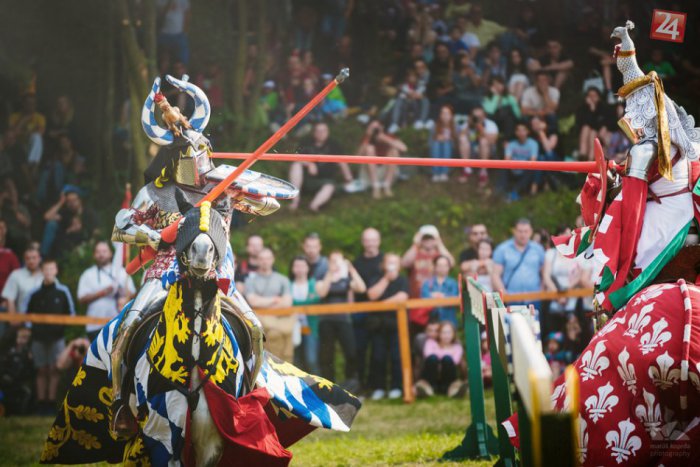 Ilustračný obrázok k článku Jubilejný ročník Krásnohorských hradných hier: Výlet do minulosti za pravým rytierskym turnajom, KOMPLETNÝ PROGRAM