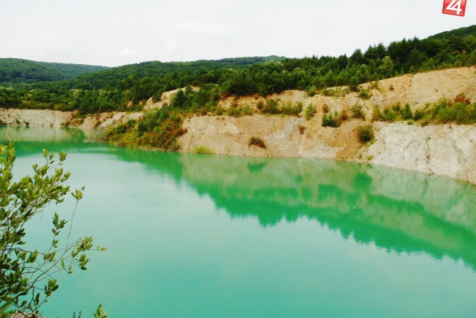 Ilustračný obrázok k článku Ste si istí, že poznáte všetky krásy východu? Toto nádherné tyrkysové jazero sa oplatí vidieť!