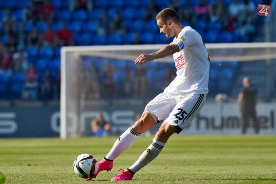 Ilustračný obrázok k článku Sabo sa lúčil so Spartakom: Svoj posledný dres venoval všetkým fanúšikom