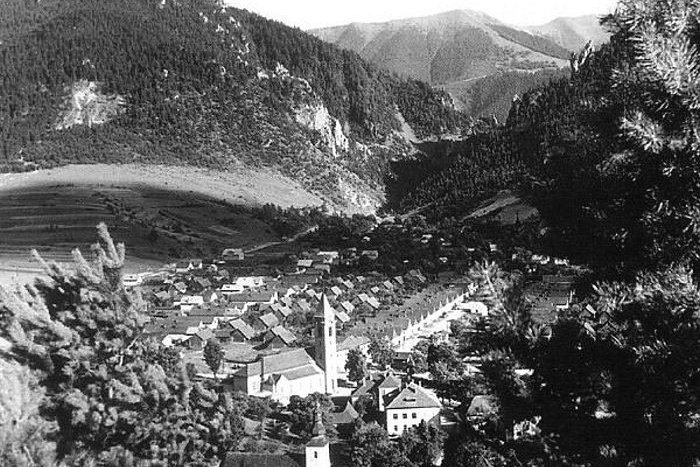 Ilustračný obrázok k článku Terchová na fotografiách: Ako vyzeralo Jánošíkovo rodisko v priebehu rokov?