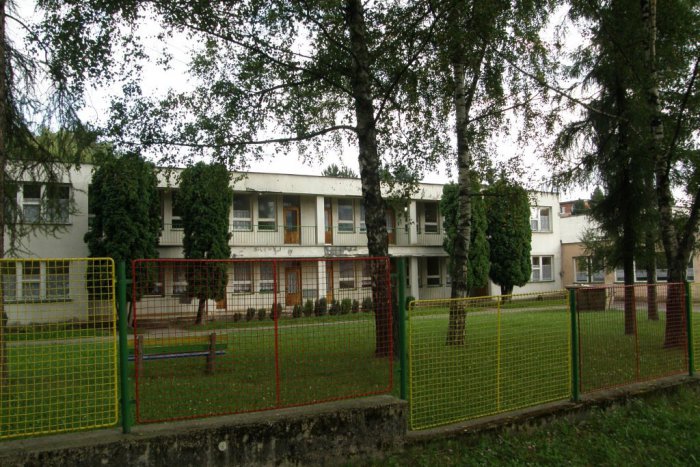 Ilustračný obrázok k článku Nezamestnaní Brezňania vo veľkom skrášľujú mesto: Pozrite sa, do čoho sa pustili