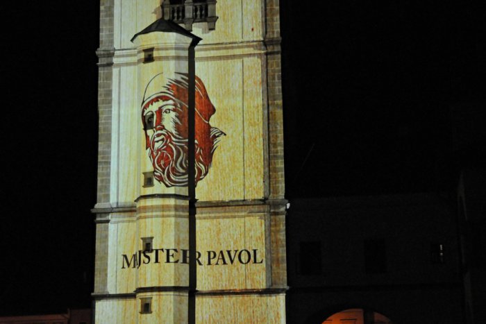 Ilustračný obrázok k článku Toto Spiš ešte nikdy nezažil: Ľudia zdvíhali hlavy k pozoruhodnému úkazu!