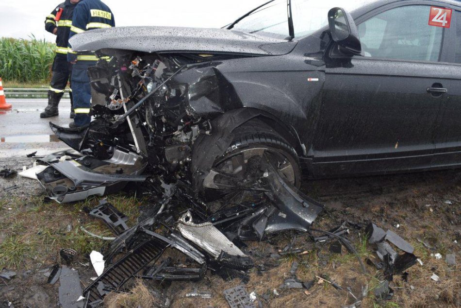 Ilustračný obrázok k článku Zrážka dvoch bavorákov sa skončila tragicky: Na mieste zomrela vodička (†31)