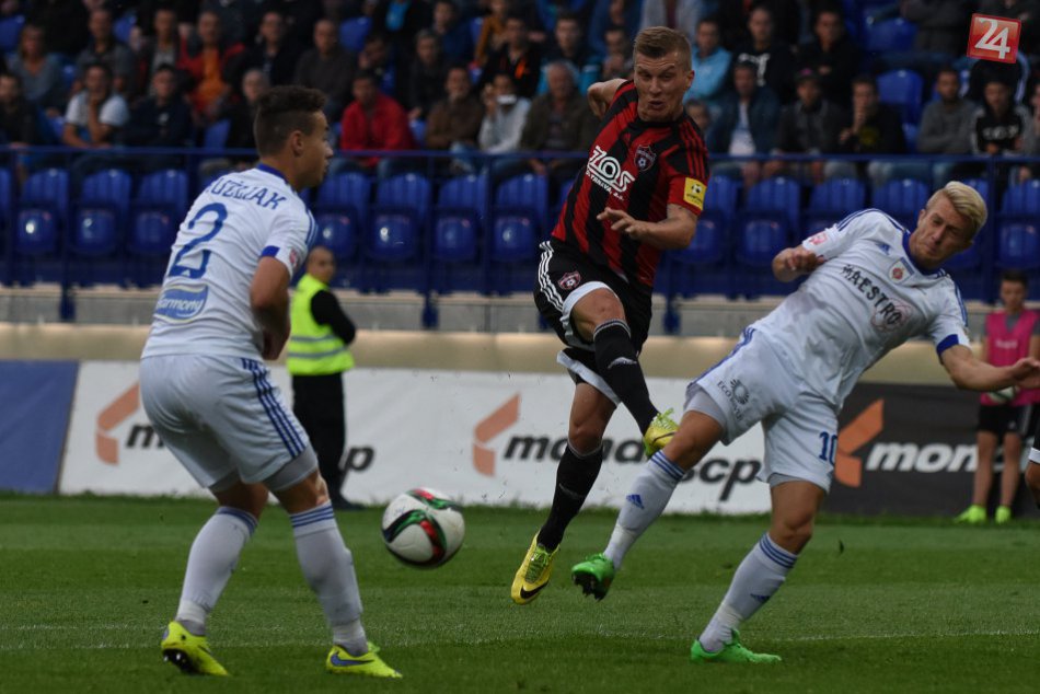 Ilustračný obrázok k článku Spartak v dohrávke už aj s Majtánom: Vyhrať chceli obe mužstvá, body si napokon delili