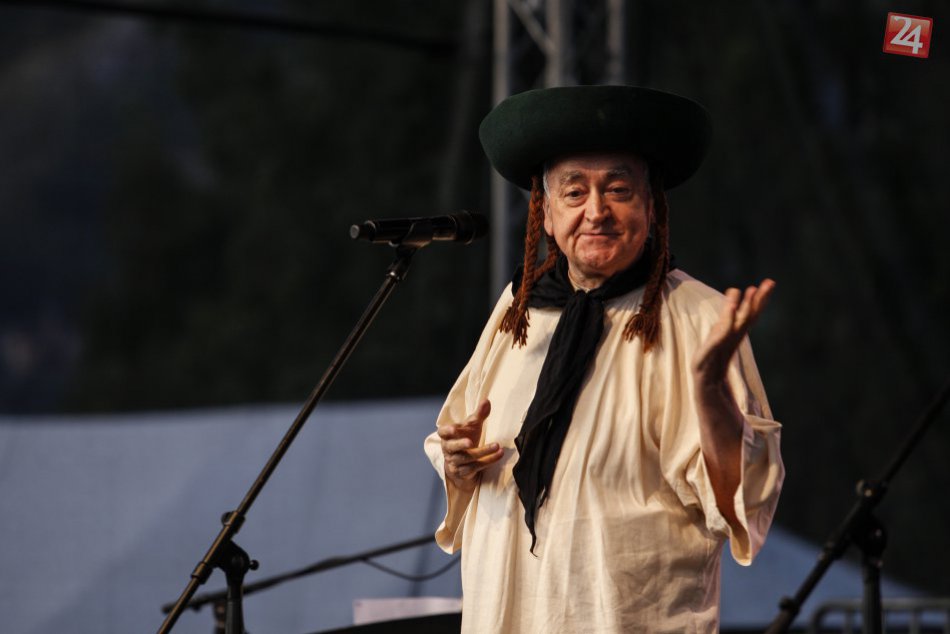 Ilustračný obrázok k článku Pocta slobode: Koncert, ktorým sme oslávili pád Železnej opony. Ako si na august 1968 spomínajú účinkujúci?