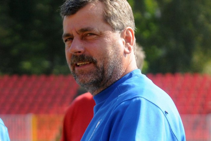 Ilustračný obrázok k článku Slová legendárneho trénera na výkon futbalistov Tatrana: Takúto poklonu vystrúhal koňarom!