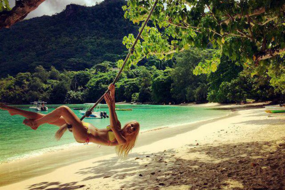 Ilustračný obrázok k článku Petra ako letuška na najkrajších miestach sveta: Pozrite si jej spoveď a zábery z foťáku!