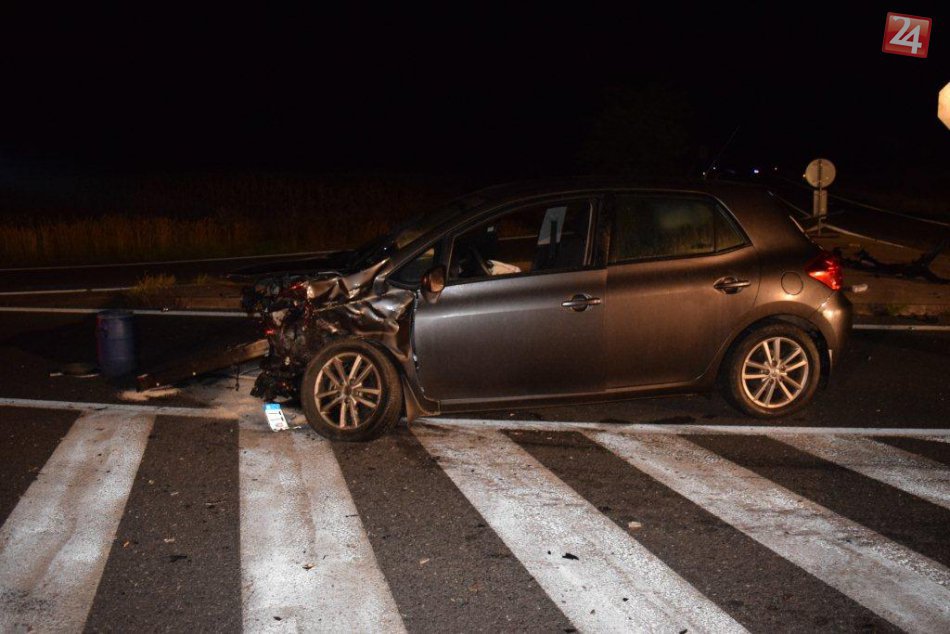 Ilustračný obrázok k článku Mladík (22) v Prešove spôsobil rozruch: Autom na Sídlisku II narazil do paneláka!