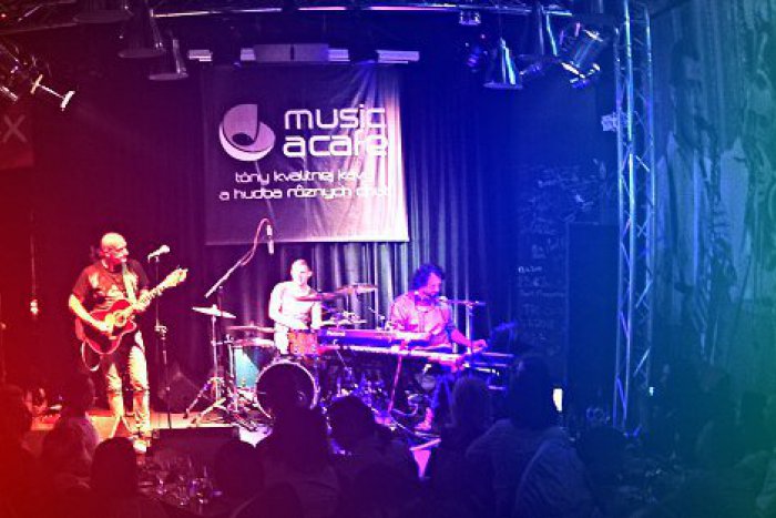 Ilustračný obrázok k článku September bude opäť patriť zábave: Obľúbená stand-up comedy a koncerty