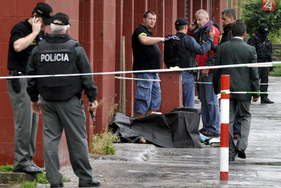 Ilustračný obrázok k článku OBRAZOM: Strach, panika, masaker! Pred piatimi rokmi vyčíňal v Devínskej Novej Vsi masový vrah