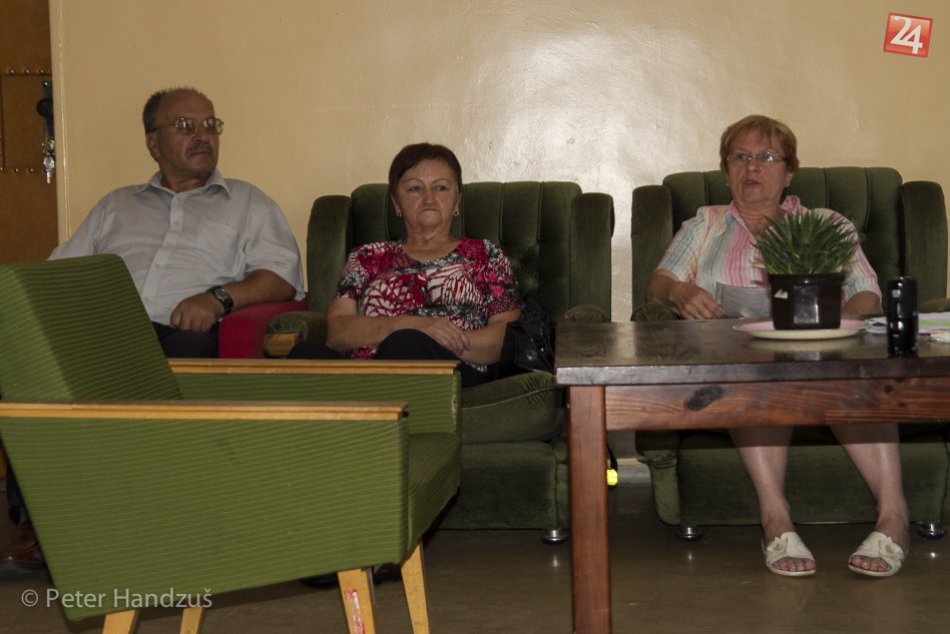 Ilustračný obrázok k článku Aj popradskí dôchodcovia sa môžu cítiť bezpečne: Stoja za nimi ľudia, ktorým nie sú ľahostajní