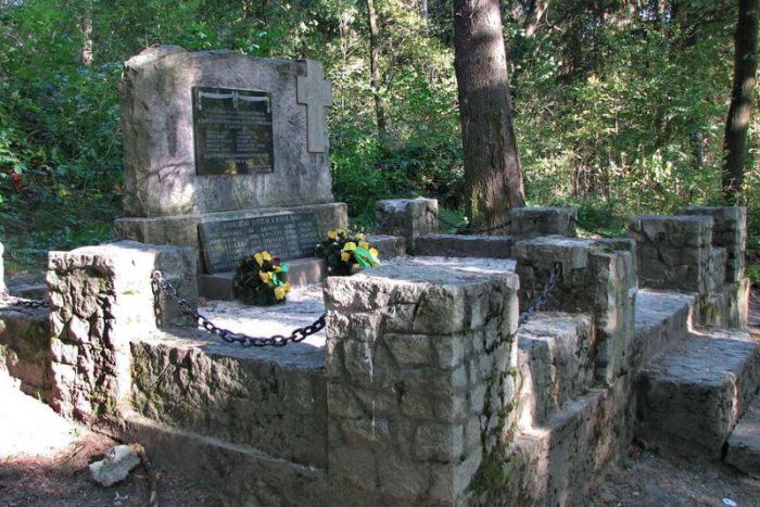 Ilustračný obrázok k článku Aj vojnové pamätníky pri Žiline majú svoju históriu: Viete, aké príbehy ukrývajú?