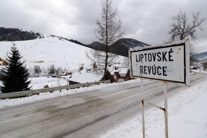 Ilustračný obrázok k článku Originálny nápad liptovskorevúckeho poslanca pomáha zachraňovať ľudí: Čo dom, to GPS súradnice