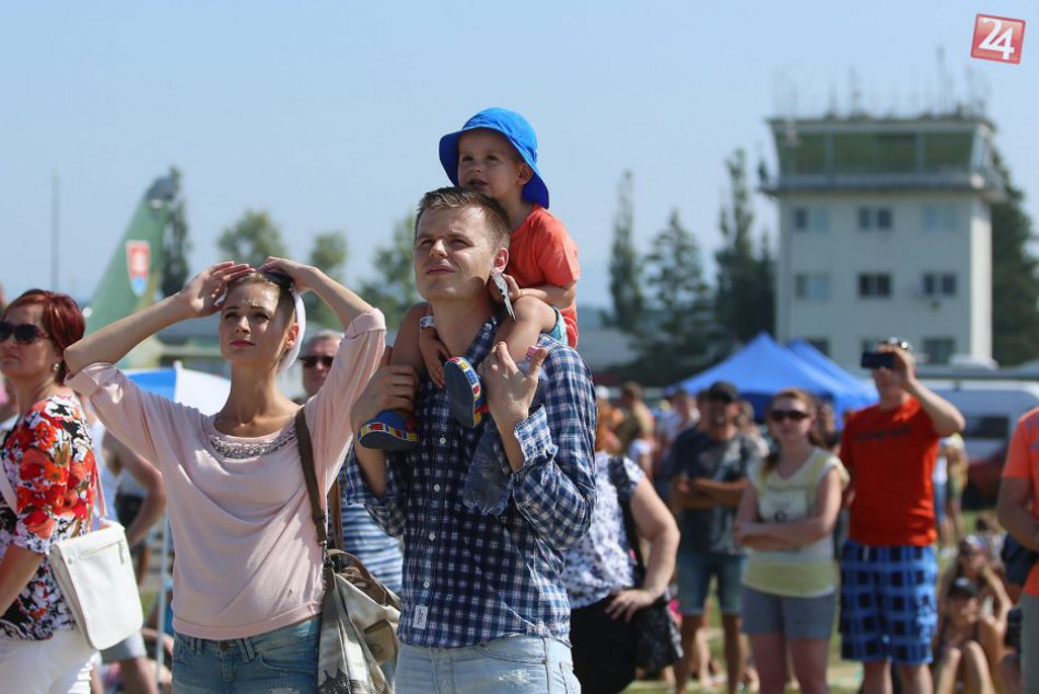 Ilustračný obrázok k článku Ukážky vrtuľníkov aj dravcov. Letisko Sliač otvorí dvere návštevníkom zdarma!