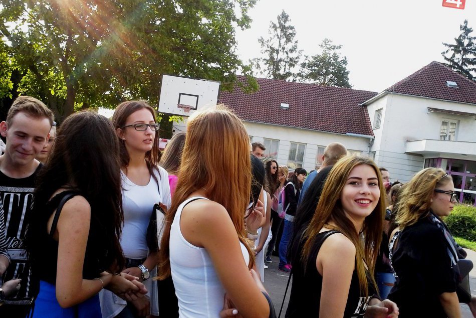 Ilustračný obrázok k článku FOTO z prvého dňa na Obchodnej v Hlohovci: Na čo sa najviac tešia prváci a čoho sa obávajú?