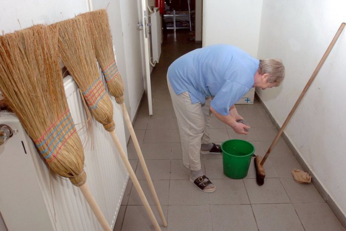 Ilustračný obrázok k článku Sú na všetko samy: Starostky niektorých blízkych dediniek robia i sekretárky a upratovačky!