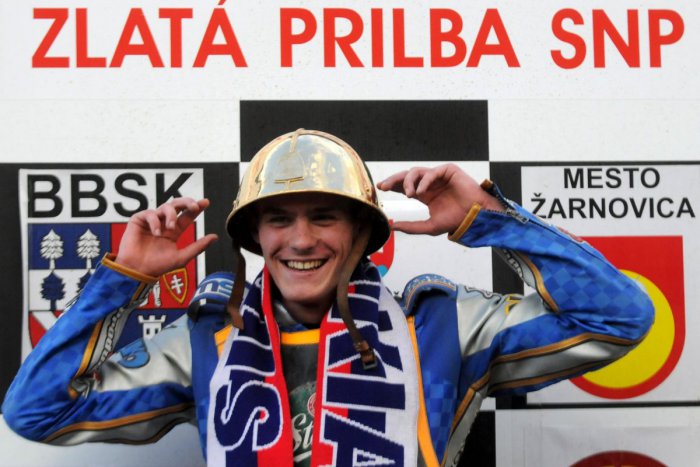 Ilustračný obrázok k článku Vaculík na domácej žarnovickej dráhe opäť bodoval: Ešte jedno víťazstvo a Zlatá prilba už nebude putovnou!