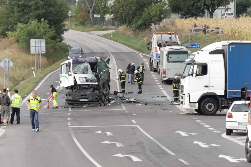 Ilustračný obrázok k článku Záchranár radí: Čo robiť, keď ste svedkom nehody?