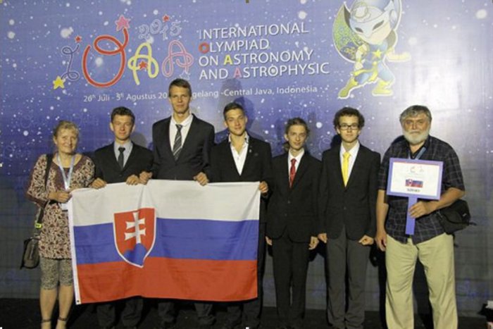 Ilustračný obrázok k článku Bystrickí gymnazisti sa blysli v exotickej Indonézii: Toto si zaslúži klobúk dole!