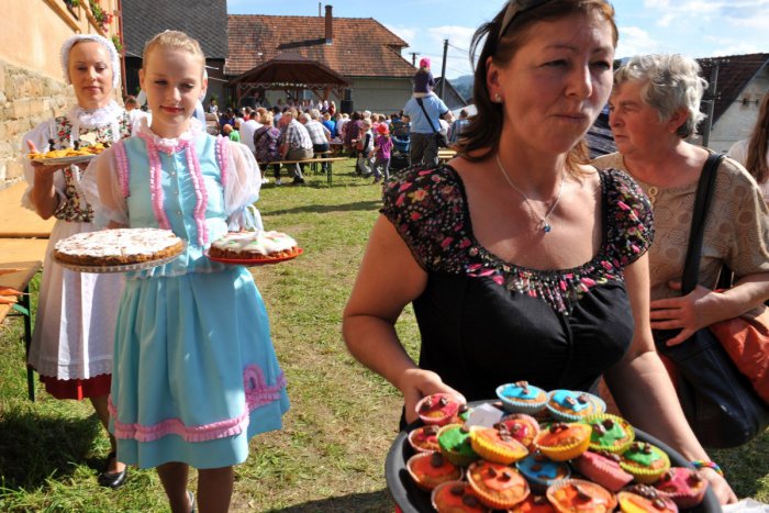 Ilustračný obrázok k článku Kopy koláčov, tort aj slaného pečiva a k tomu muzika... Toto sa bude diať pri Bystrici po prvýkrát