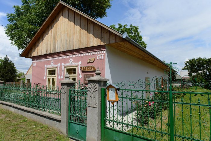 Ilustračný obrázok k článku Naše okolie skrýva množstvo zaujímavostí: Pikošky z obcí pri Zámkoch, o ktorých vie málokto