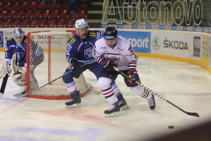 Ilustračný obrázok k článku Televízna premiéra Nitre nevyšla: Corgoni v Bystrici poriadne narazili