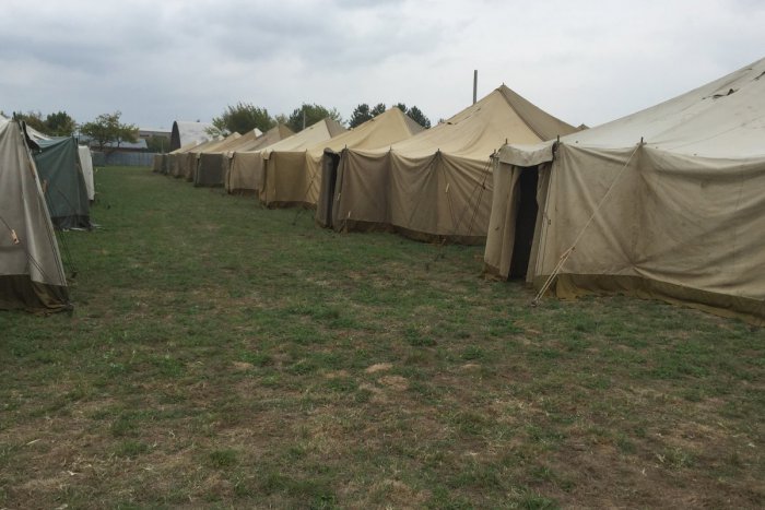 Ilustračný obrázok k článku Mobilný tábor v Malackách nie je určený pre migrantov. Preveruje schopnosti Slovenska prijať ľudí v núdzi