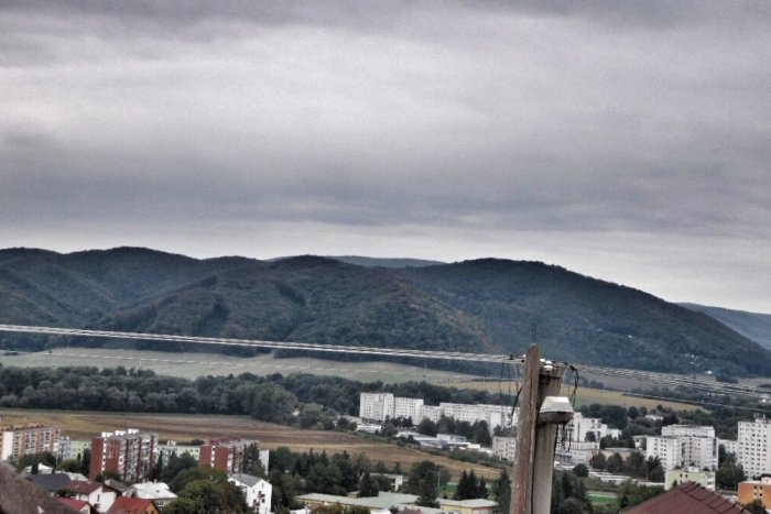 Ilustračný obrázok k článku Aj vy ste to počuli? Humenným sa ozývala streľba, zachytilo ju VIDEO!