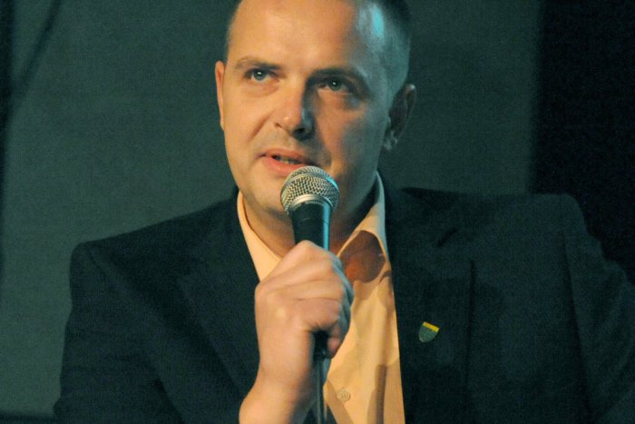 Ilustračný obrázok k článku Žilinský viceprimátor sa rozhodol bezplatne ponúknuť areál pre migrantov!