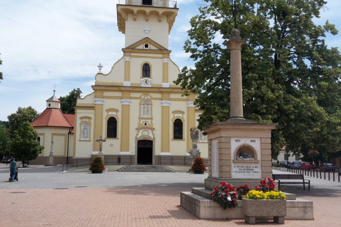 Ilustračný obrázok k článku Poslanci Stupavskej samosprávy zvolili novú kontrolórku