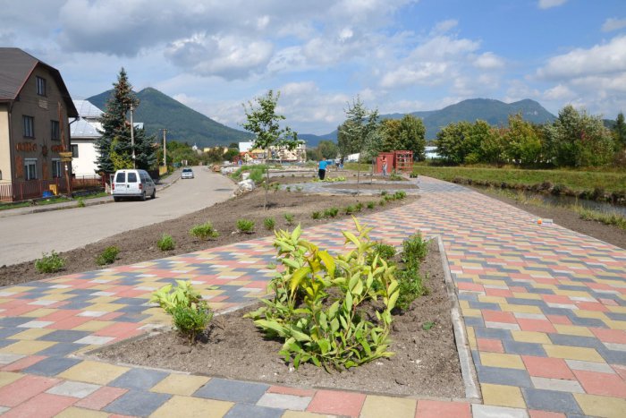 Ilustračný obrázok k článku Nábrežie Revúcej: Z jednej strany stavenisko, z druhej už pekné miesto na oddych