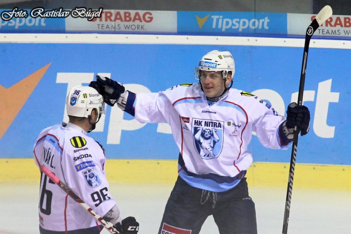 Ilustračný obrázok k článku Hokejisti sa prebudili: Vyhrali aj na ľade Piešťan