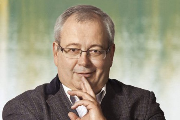 Ilustračný obrázok k článku Starostovi bratislavskej Petržalky sa poslanci postarali o nižší plat