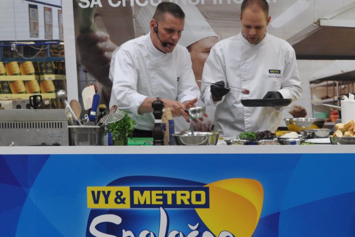 Ilustračný obrázok k článku Na kulinárskom dni v METRO Zvolen sa porcioval mečiar