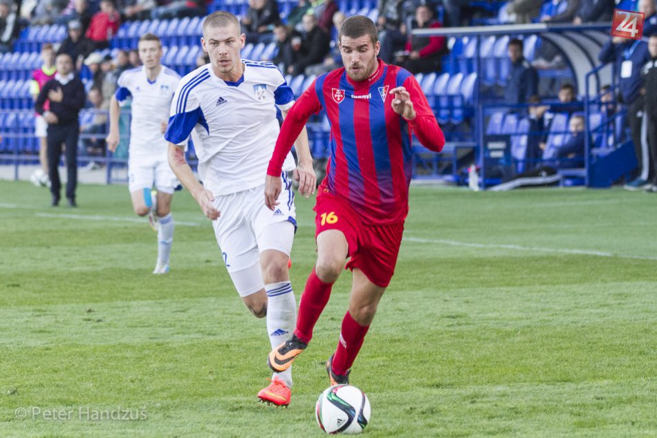 Ilustračný obrázok k článku Prvá domáca prehra Popradu: Body si odviezla zvolenská Lokomotíva