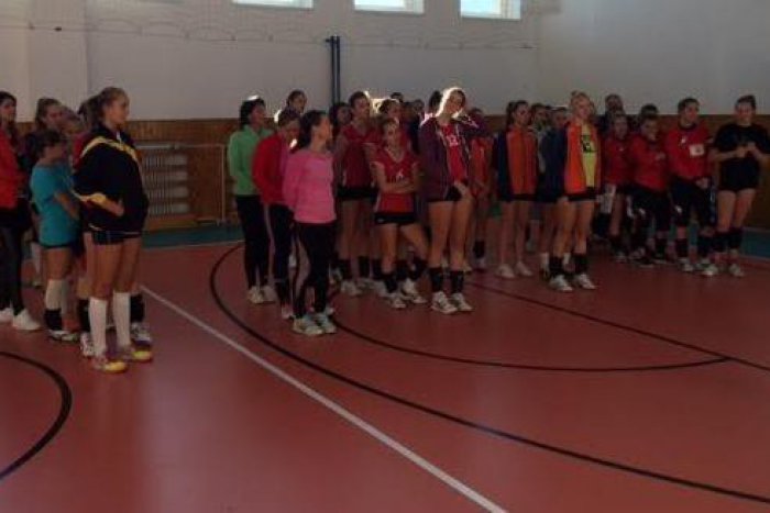 Ilustračný obrázok k článku Žilinské volejbalistky bodovali na prípravnom turnaji: Z ocenenia sa tešila aj kapitánka Grófová