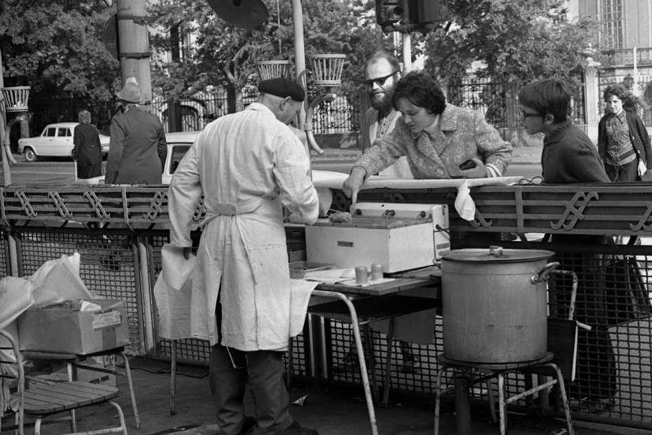 Ilustračný obrázok k článku Jedinečné archívne zábery: Takto si Bratislavčania užívali čaro jesene kedysi (1955-1989)