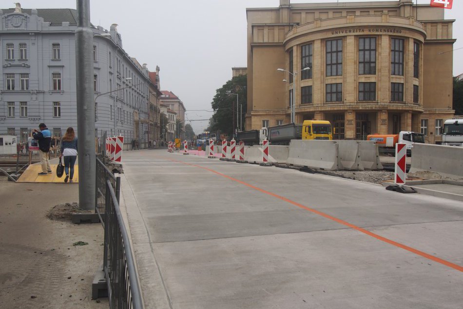 Ilustračný obrázok k článku Ako bude vyzerať Šafárikovo námestie a Fajnorovo nábrežie? Samospráva vyhlasuje architektonickú súťaž