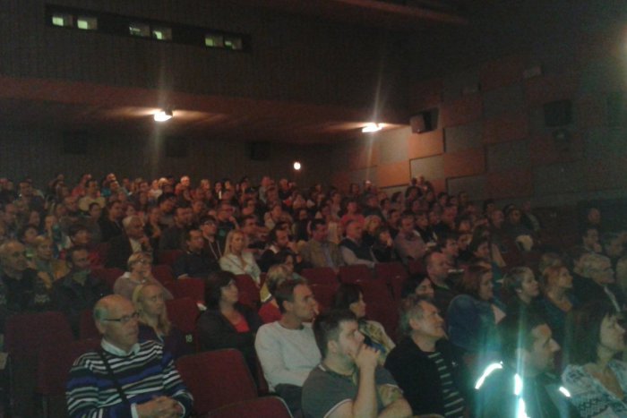 Ilustračný obrázok k článku Breznianske kino konečne plné a navyše digitálne: Pozrite si FOTO zo slávnostného otvárania!