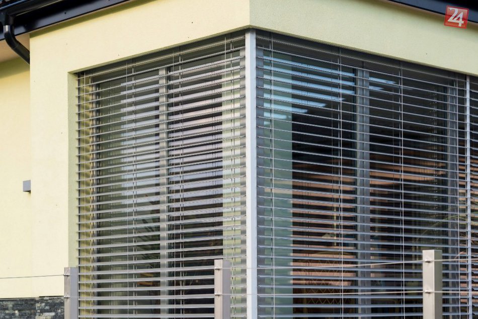 Ilustračný obrázok k článku Najväčší slovenský výrobca tieniacej techniky K-system dáva  na svoje špičkové vonkajšie žalúzie 5-ročnú záruku