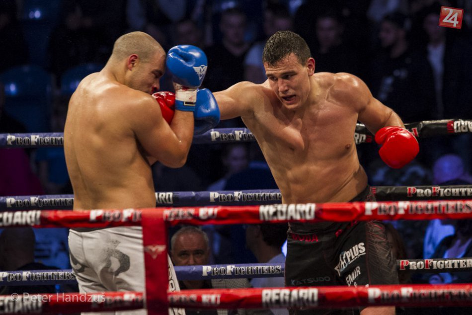 Ilustračný obrázok k článku Tomáš Možný vs Mathieu Kongolo