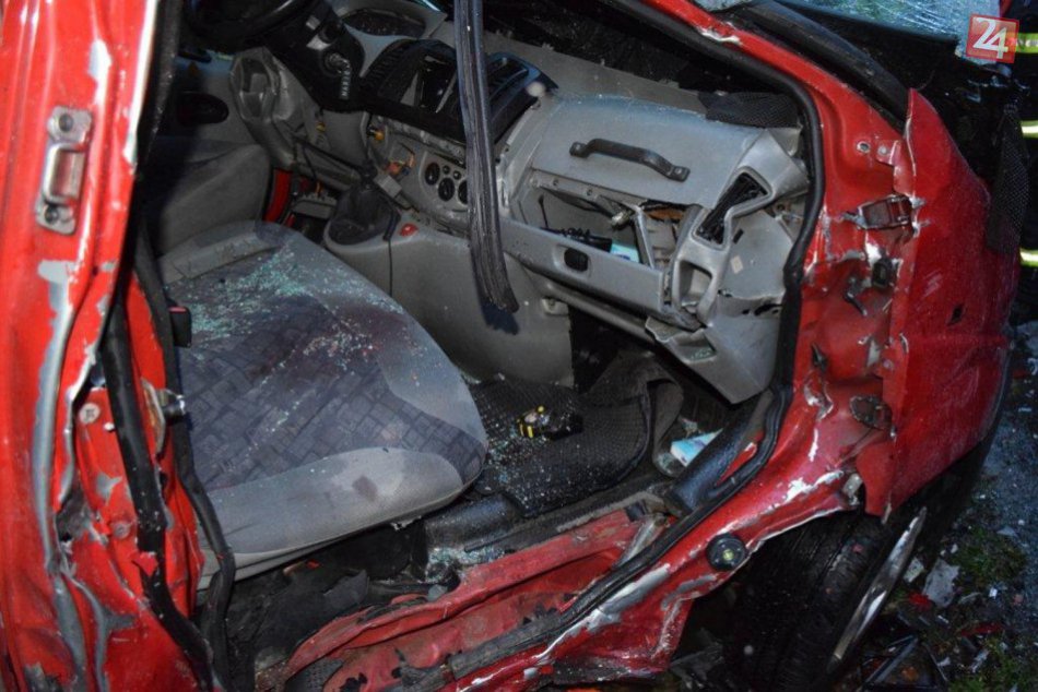 Ilustračný obrázok k článku Týždeň začal hroznou nehodou: Pri tragédii vyhasli životy dvoch Novobančanov (†20, †21) + FOTO z miesta