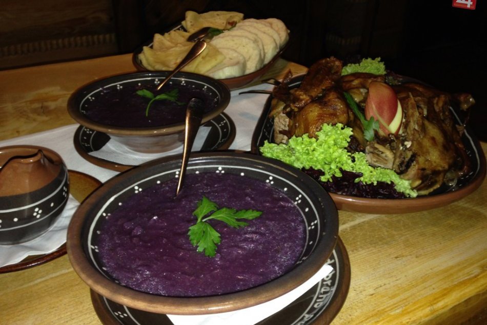 Ilustračný obrázok k článku Patríte k milovníkom kačacích dobrôt? Pri Bystrici už onedlho vypuknú HODY