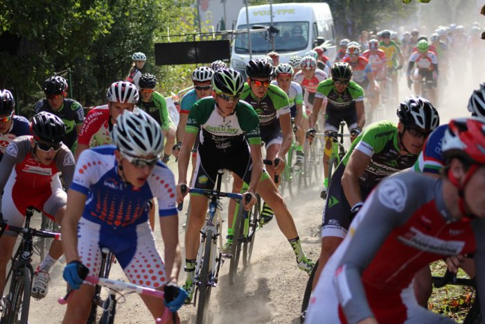 Ilustračný obrázok k článku Pod sochou Jánošíka sa bude behať aj bicyklovať: Terchová bude žiť cyklokrosom