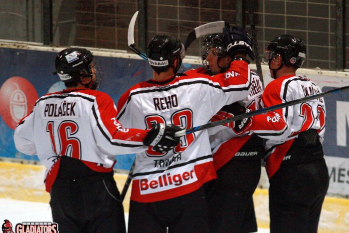 Ilustračný obrázok k článku Hokejisti konečne víťazne: Za tri minúty dali tri góly!